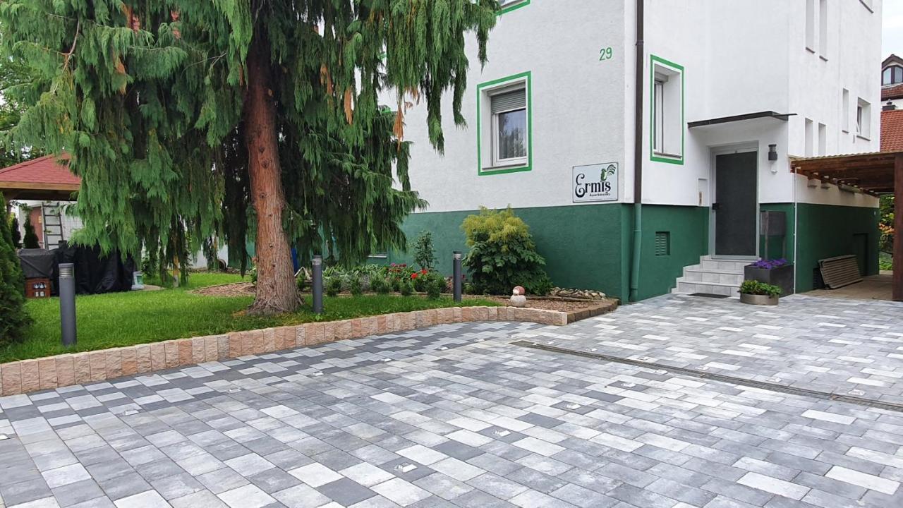 Ermis Apartments Metzingen  Eksteriør bilde